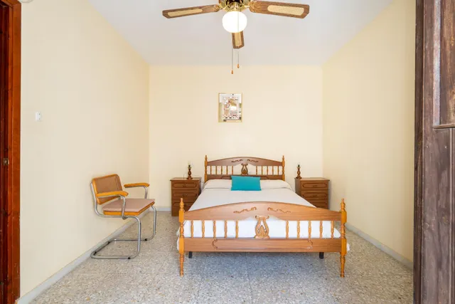 Se Vende Casa de Dos Plantas en Retamar Centro — 11