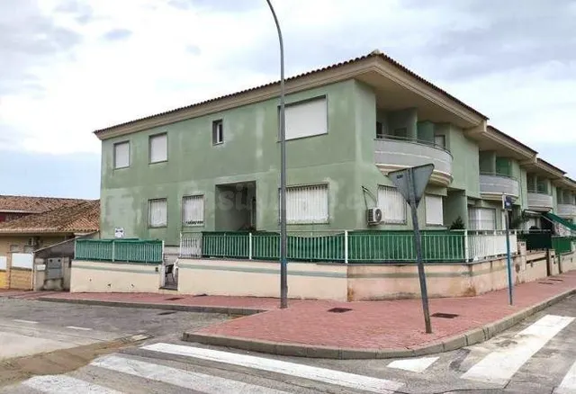 SE VENDE piso OKUPA en C Paraguay de Alguazas - foto 3