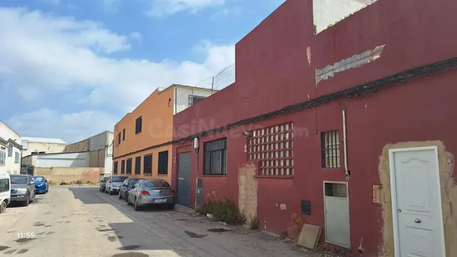 NAVE EN VENTA QUART DE POBLET (VALENCIA) - foto 2