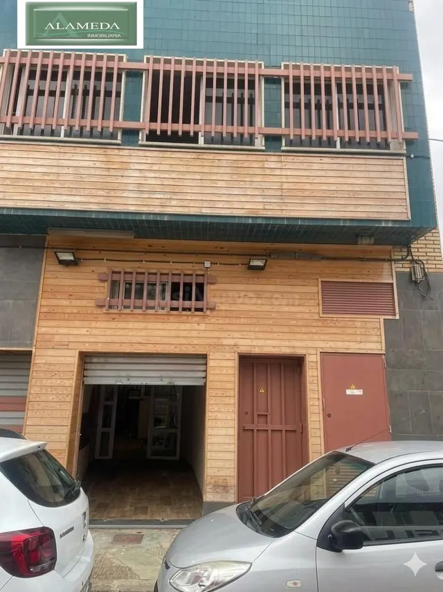 VERSATIL EN POLIGONO DE ALBAL. - foto 2