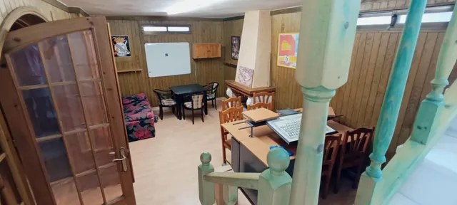 Dos casas en  una  peña las aguilas -Elche — 24
