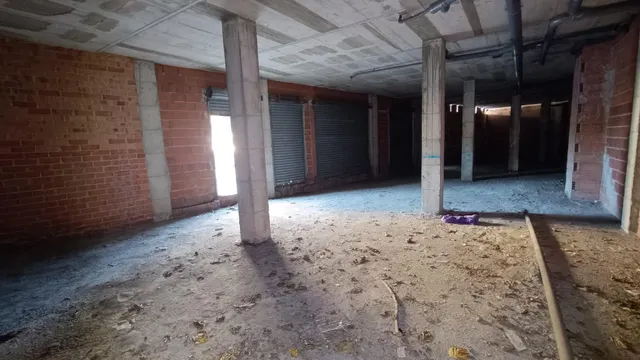 LOCAL COMERCIAL ESQUINERO EN RONDA IBÉRICA - VILANOVA I LA GELTRÚ — 10