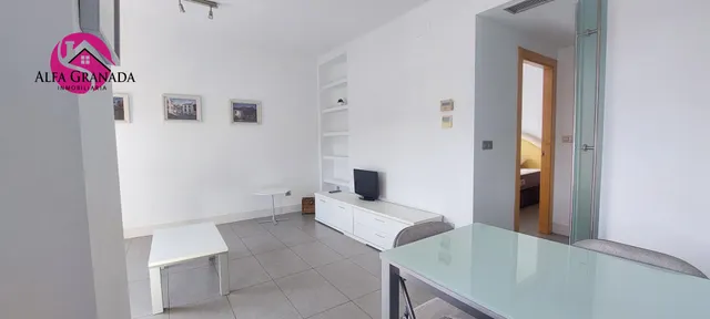 Apartamento amueblado en zona Campus de la Salud, urbanización privada — 13