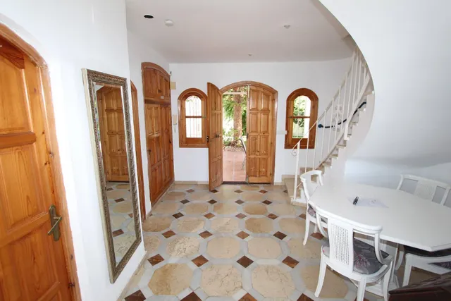 VILLA INDEPENDIENTE CON 4 habitaciones — 7