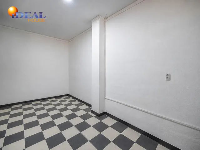 Local comercial 106m² en venta - Centro — 11