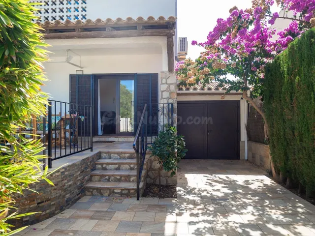 Casa en muy buen estado en l’Escala, junto al Parque Natural - foto 2