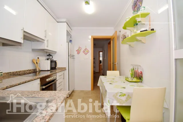 ¡excelente zona! alto, exterior y luminoso con garaje y balcón — 35
