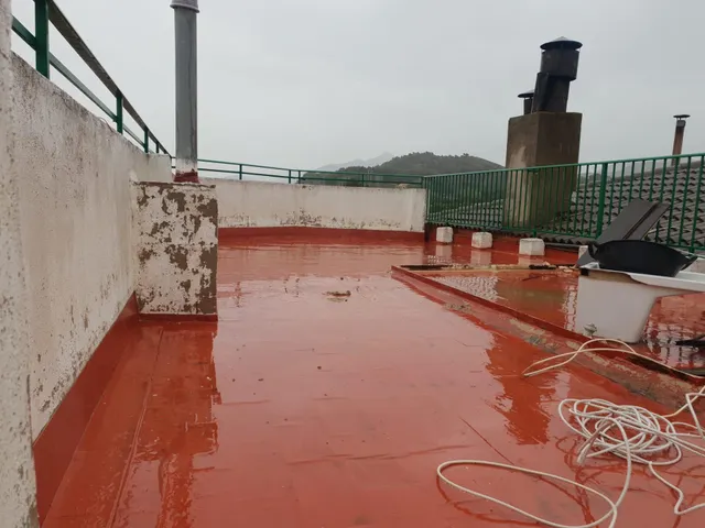 EXCELENTE CHALET A 2 MINUTOS DE PETRER — 13