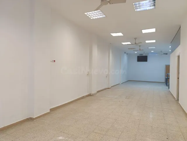 Se vende Local comercial en Maestro Falla, Cerro del Águila, - foto 3