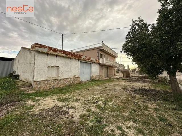 Terreno con Casa, Nave, Almacenes y Cobertizo en Purias - foto 5