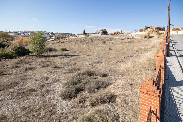 Solar urbanizable en el Campo de Golf, Las Gabias. — 6