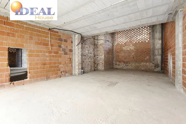 Oportunidad de inversión en local comercial al lado de Constitución. — 17