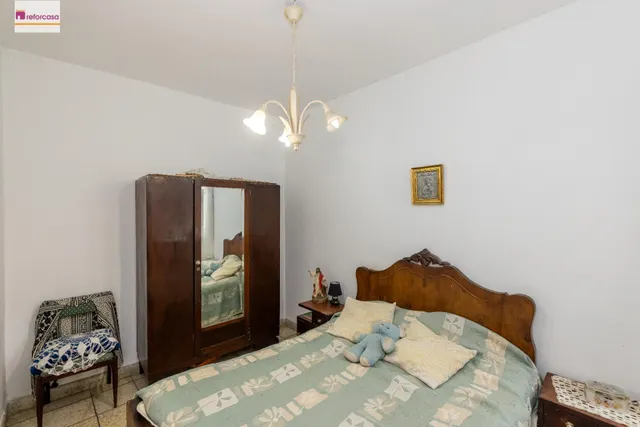 Piso para reformar junto a Plaza Einstein – 3 dormitorios y vistas despejadas — 10