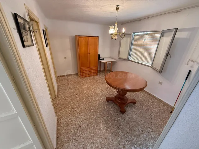 REF: C123 GRUPO INMOTEKA INMOBILIARIA VENDE PISO BAJO ZONA P - foto 2