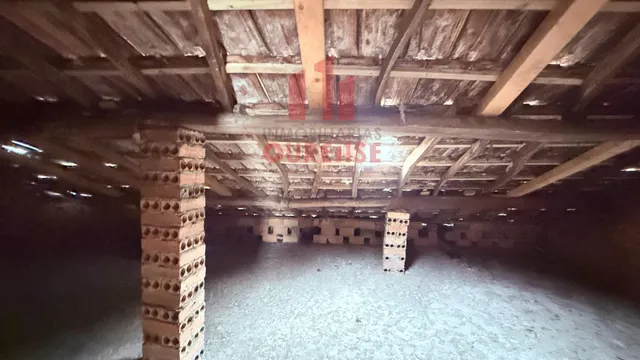 VENTA DE TRASTERO Y DERECHO DE VUELO EN EDIFICIO DE O COUTO — 6