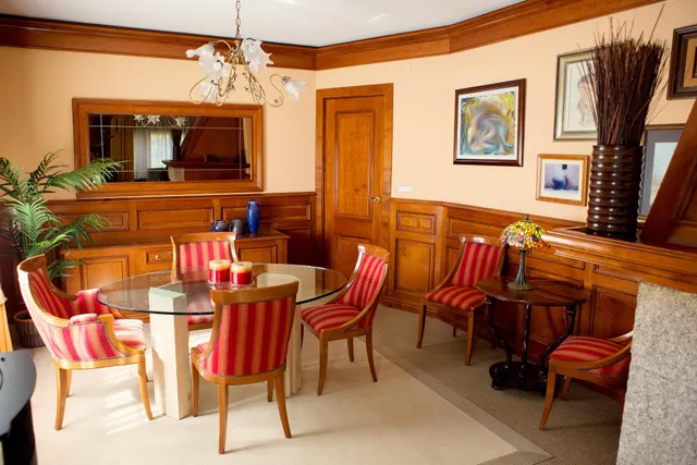 Urbis te ofrece un exclusivo chalet en venta en Salamanca. — 25