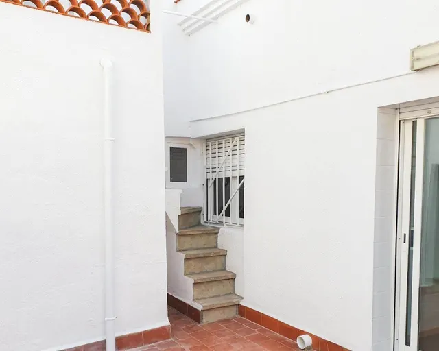 VIVIENDA EN VENTA, CTRA DE BARCELONA EN SABADELL PARA INVERSION — 12