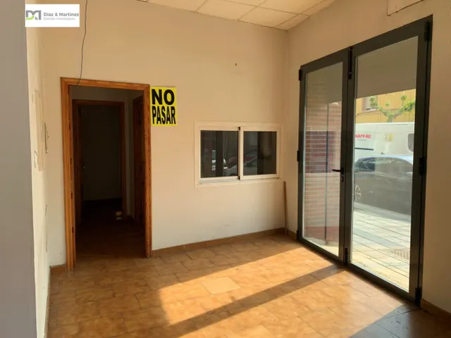 Local acondicionado e insonorizado en Avda Mariano Andrés — 6