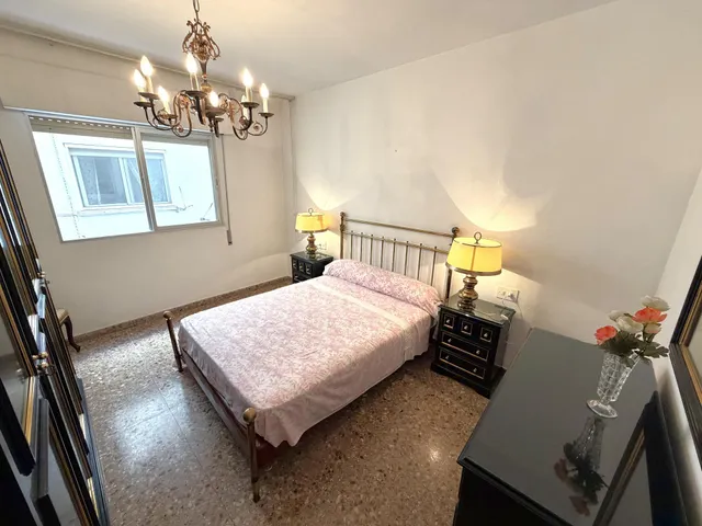 Vivienda de cuatro dormitorios en el centro de Alicante — 23