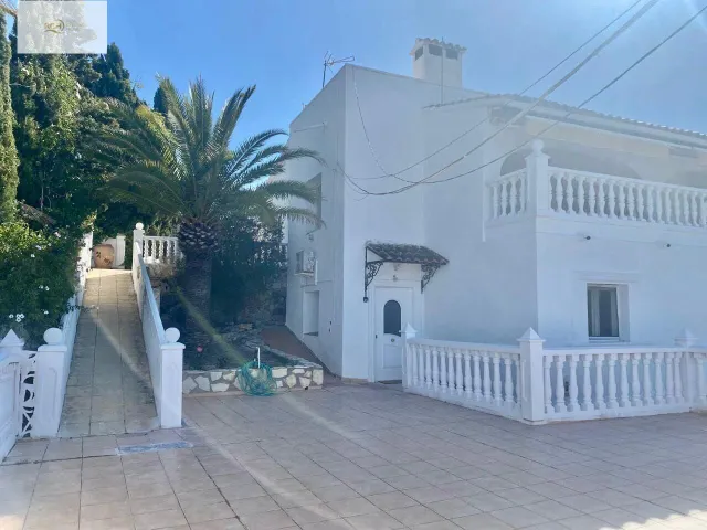 Casa 4 habitaciones 437m² en venta - Altea Pueblo — 28