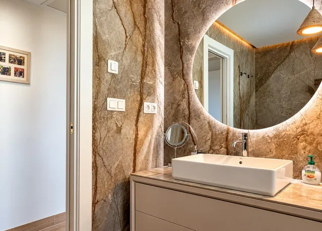 Exclusivo ático de lujo en Elviria con espectaculares vistas al mar — 32