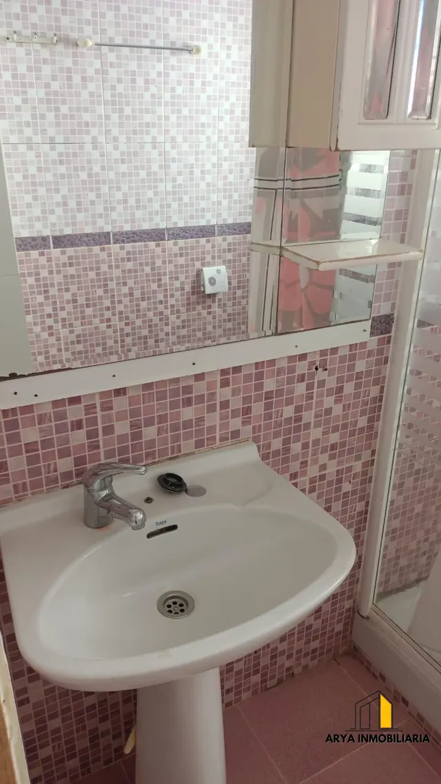 Piso en Venta en C/Laguna — 9