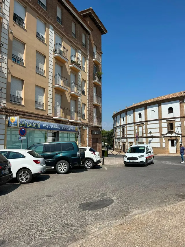 LOCAL COMERCIAL EN EL PLENO CENTRO DE ANTEQUERA¡¡¡¡ - foto 3