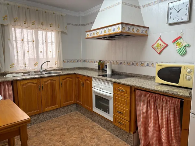Casa  independiente en perfecto estado con terraza — 10