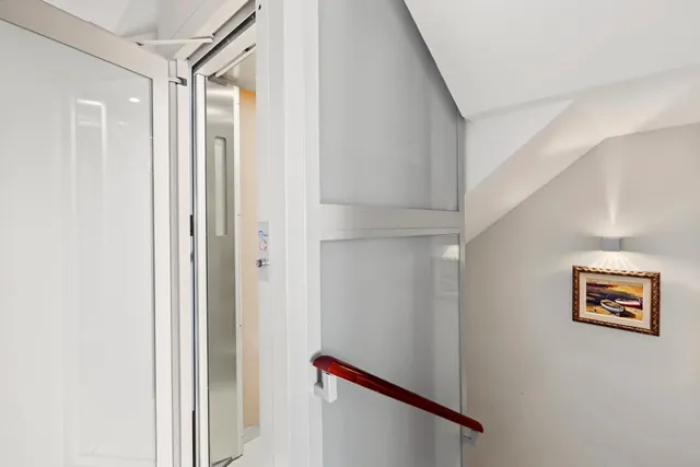 Exclusiva casa con piscina , ascensor y placas solares en llavaneres — 23