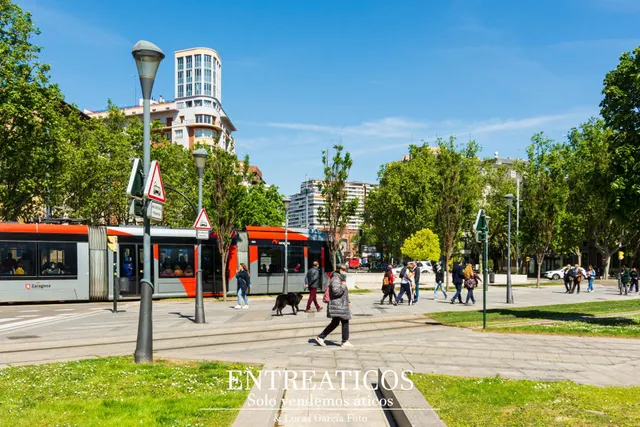 Parking de moto 8m² en venta - Paseo de la Constitución - Las Damas — 8