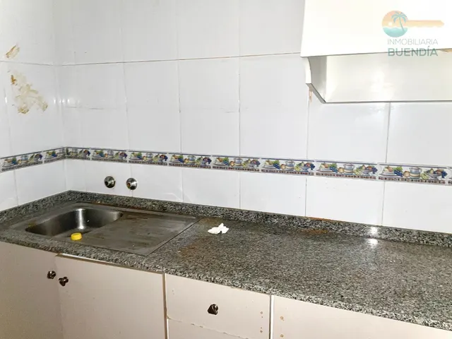 Apartamento en planta baja en la zona de playasol. — 13
