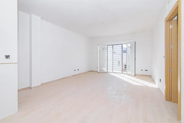 EDIFICIO EN VENTA EN MORALEDA DE ZAFAYONA — 29