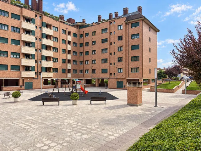 ¡a estrenar! dos dormitorios, terraza, garaje y trastero en Oviedo — 25