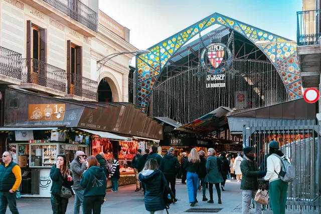 Piso para reformar con balcón en l' antiga esquerra de l' eixample — 26