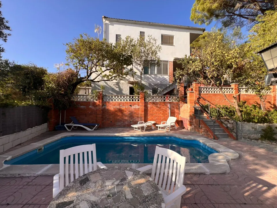 Preciosa Casa con piscina