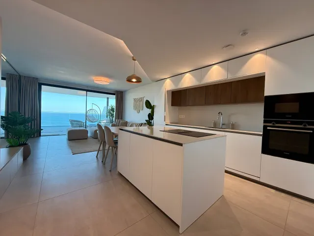 EXCLUSIVO APARTAMENTO CON VISTAS PANORAMICAS AL MAR | HIGUERON – CARVAJAL, FUENGIROLA — 8