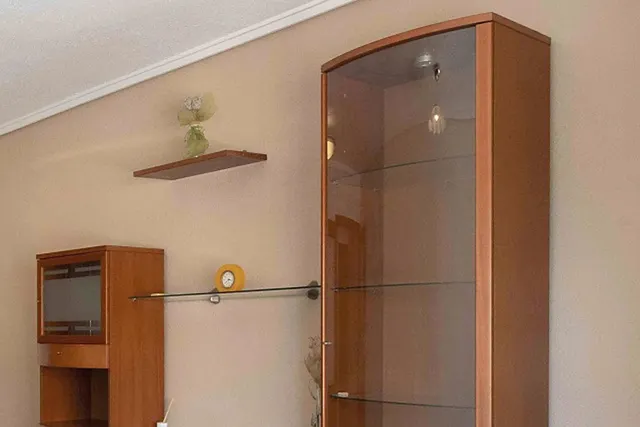 Amplia vivienda de 4 dormitorios con garaje, trastero y metro a pocos minutos — 18