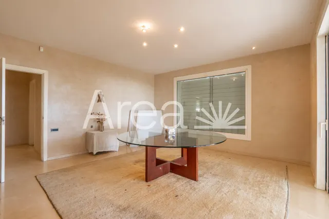 Espectacular villa con vistas al mar en Rocaferrera — 21