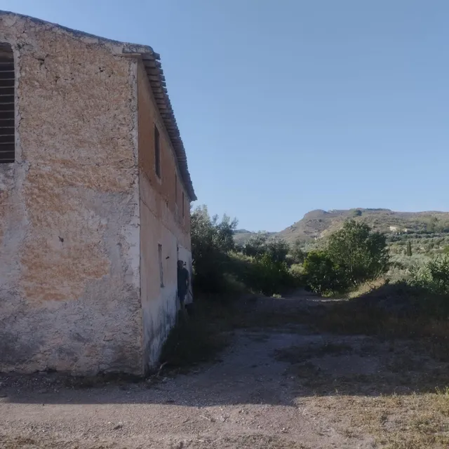 LÚCAR( ALMERÍA ). VENTA DE CORTIJO CON TERRENO. — 21