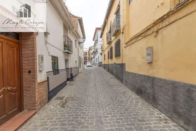 BONITA CASA PARA REFORMAR — 30