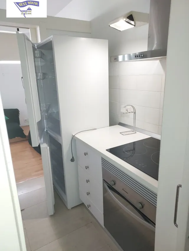 LOTE DE INMUEBLES COMPUESTO POR TRÍPLEX, BAJO TIPO LOFT Y GARAJE — 18