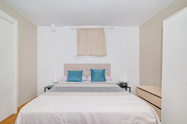 ¡AMPLIA CASA DE 4 DORMITORIOS, 3 BAÑOS Y CALEFACCIÓN CENTRAL EN LA ZUBIA! ✨ — 34