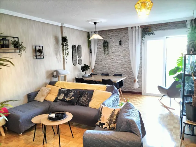 Moncasa vende — 7