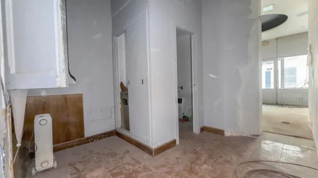 Local comercial en Gudarien Plaza — 6