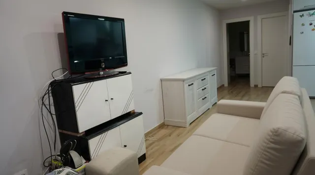 Piso reformado en Casar de Periedo - foto 4