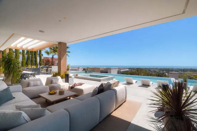 Chalet 6 habitaciones 943m² en venta - Costa Del Sol — 16