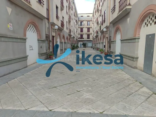 Venta de Local Comercial en Torredonjimeno, Jáne. - foto 2
