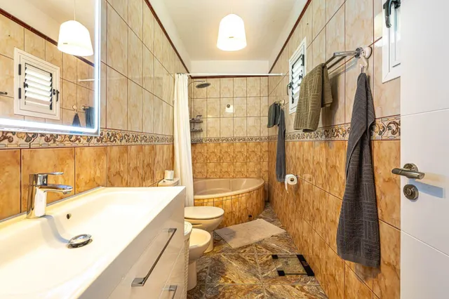 Una casa que ofrece mucho más que cuatro paredes — 24