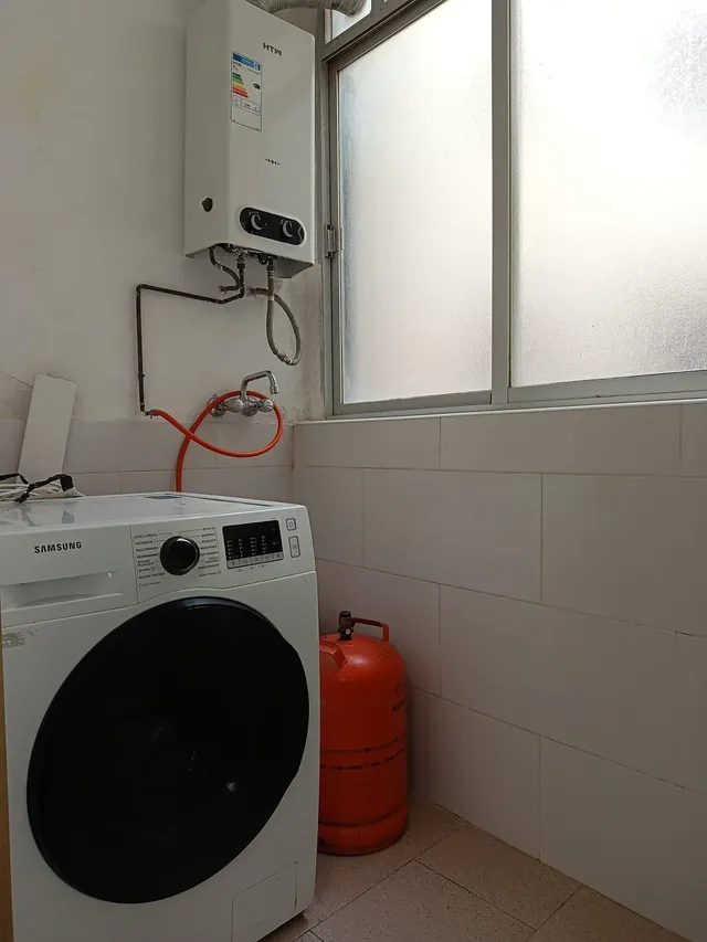PISO ZONA PLAZA APARADORA — 13