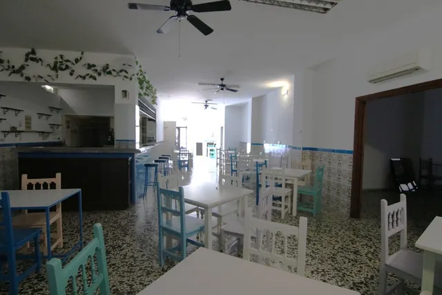 Local comercial 198m² en venta - Centro — 6